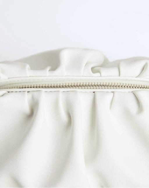 Handbag with chain strap - Image 3