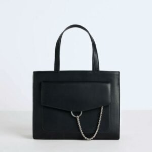 Tote bag with chain