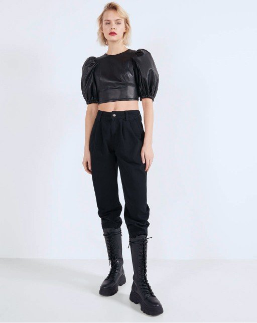 Faux leather blouse with voluminous sleeves - Image 4
